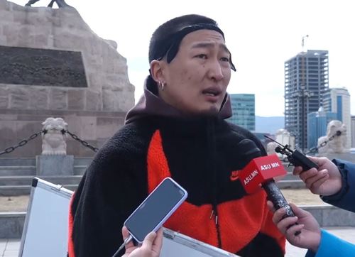 Жүжигчин Б.Нямдаваа: Нэг нэгэндээ хайртай байхад л улс орон хөгжинө